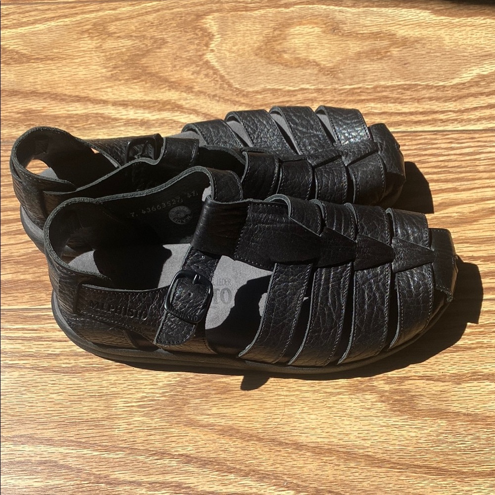 Mephisto Sandal (Black) - Like New